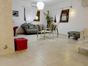 Irida Apartments | 2 & 3 Bedroom Near the Beach